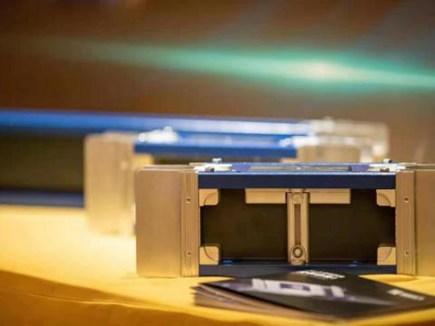 tyc86太阳集团电气Pro B母线正式宣布：：：母线 被重新界说